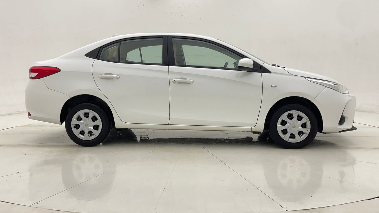 تويوتا يارس SE 1.5 | بدون دفعة مقدمة | اختبار القيادة في المنزل