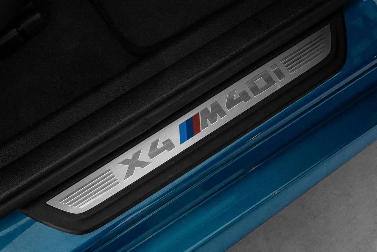 بي أم دبليو X4 M40i