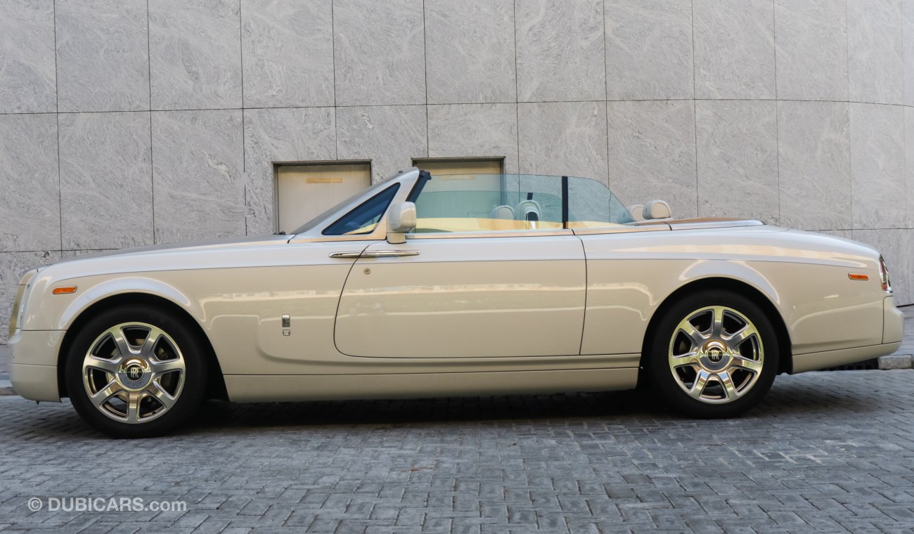 رولز رويس فانتوم Phantom - Bespoke Riviera - Specially Commissioned for Dubai Motorshow