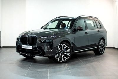 BMW X7 xDrive40i Luxury M Sport Package 7 Seats+5000 Extra color
