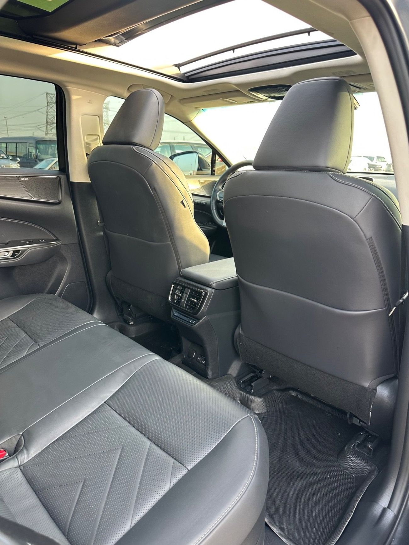 Lexus NX350h Hybrid platinum Full Option panoramic, 360 camera