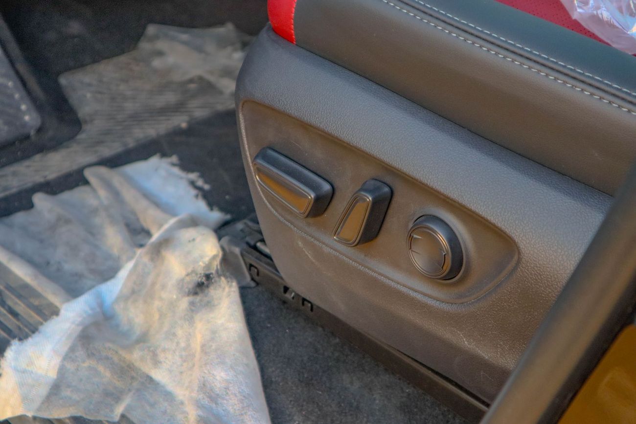 تويوتا لاند كروزر VXR 3.5L