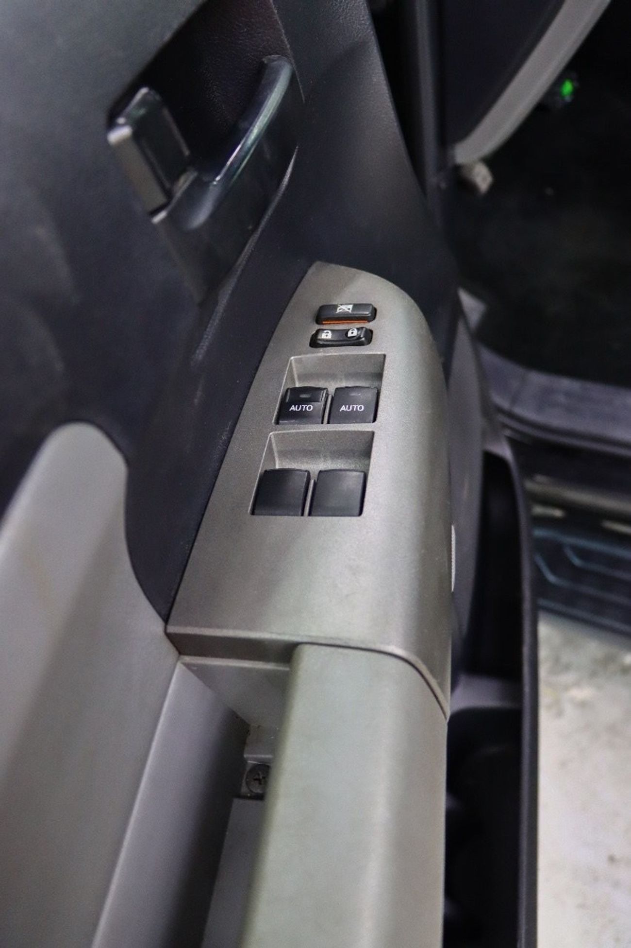 Toyota Sequoia
