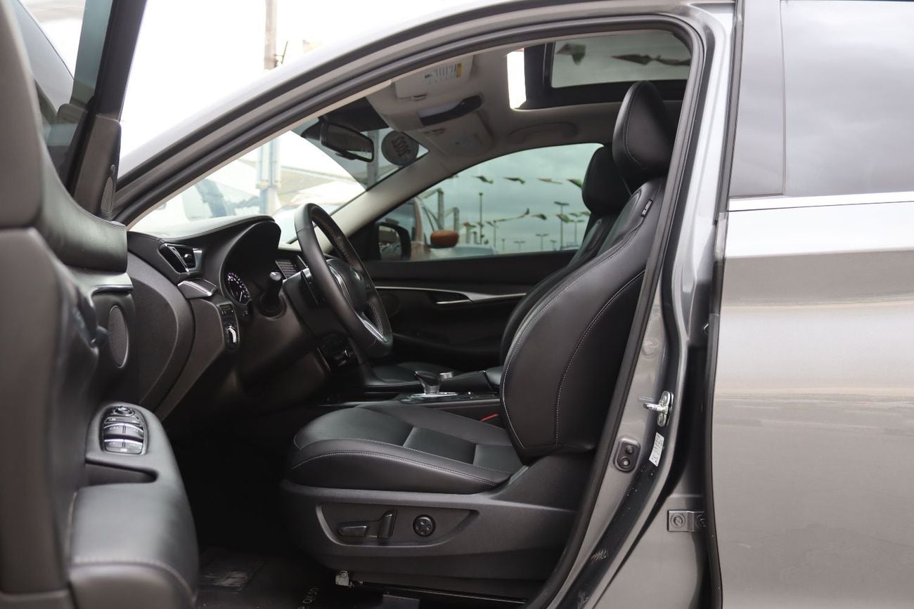 Infiniti Q50 Luxe 3.0L Infiniti Q50 - 2022 - GCC - Full Option - Accident-Free - 6 (V) - 3.0L - Excellent Conditi