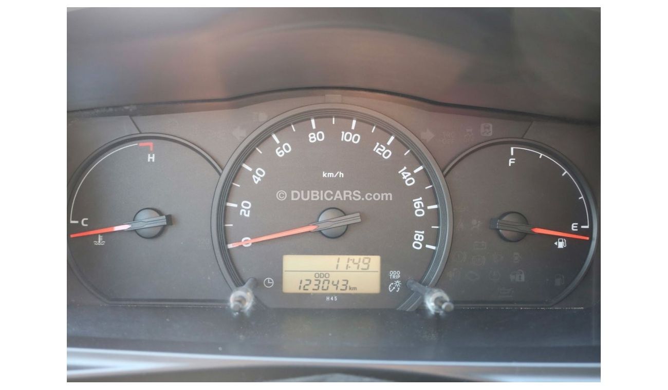Toyota Hiace 2019 | HIACE HIROOF CHILLER DELIVERY VAN WITH GCC SPECS AND EXCELLENT CONDITION