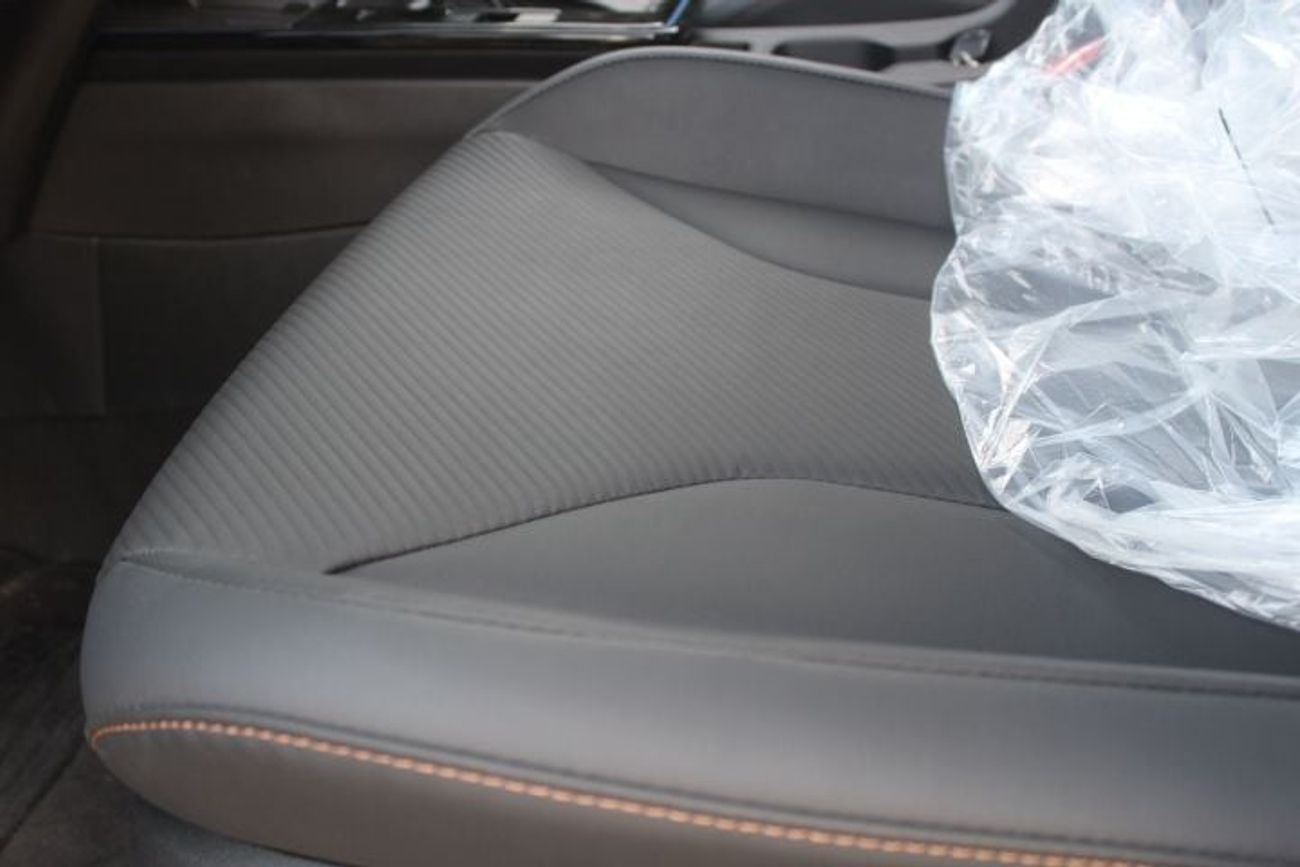 Toyota Frontlander Luxury Plus