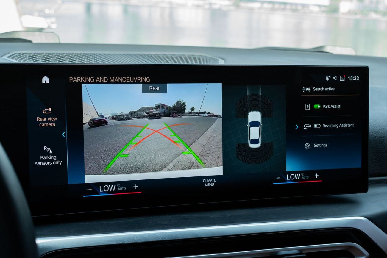 BMW 320i 2299AED M/P FOR 5 YEARS WITH ZERO DOWN PAYMENT BMW 320I 2024