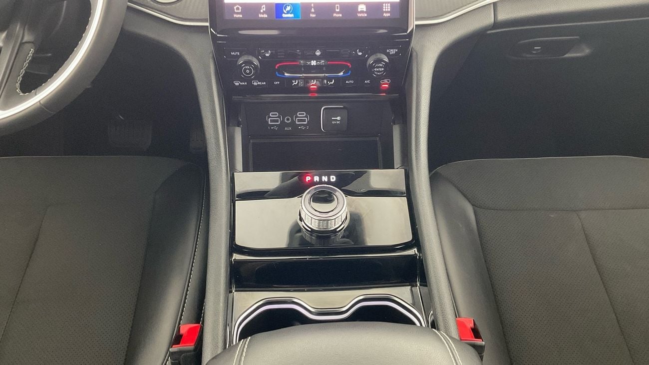 Jeep Cherokee Altitude | upto AED 20,000 Ramadan Discount | Guaranteed Warranty | 0 Down Payment