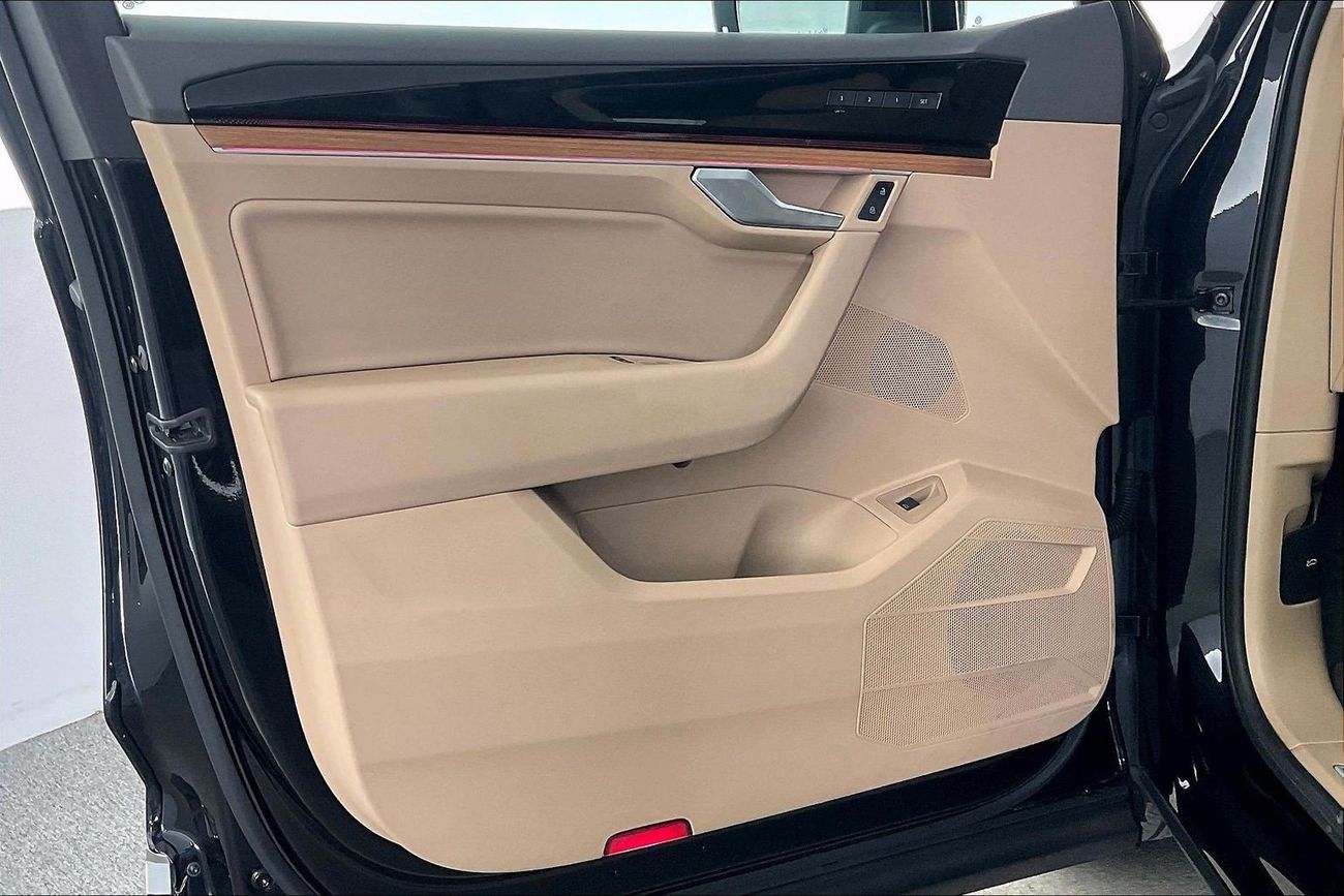 Volkswagen Touareg Highline | National Day Celebration | Guaranteed Warranty | 0 Down Payment