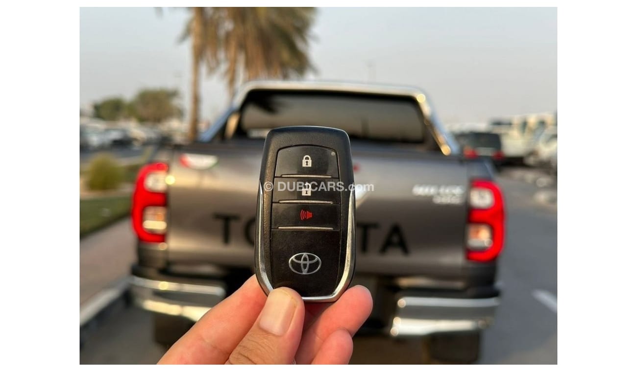تويوتا هيلوكس 2019 FULL OPTION SPORTS 4x4 DIESEL 2.8L RHD |DIGITAL AC| PUSHS START |ELECTRIC SEATS|