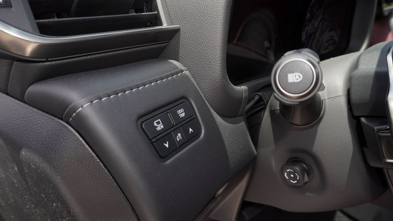 Lexus LX 600 3.5 L V6