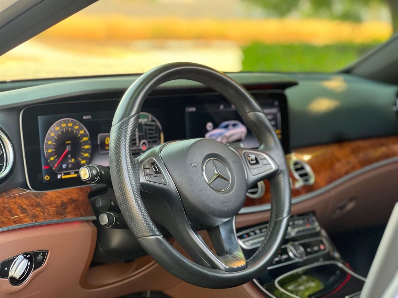 مرسيدس بنز E300 AMG
