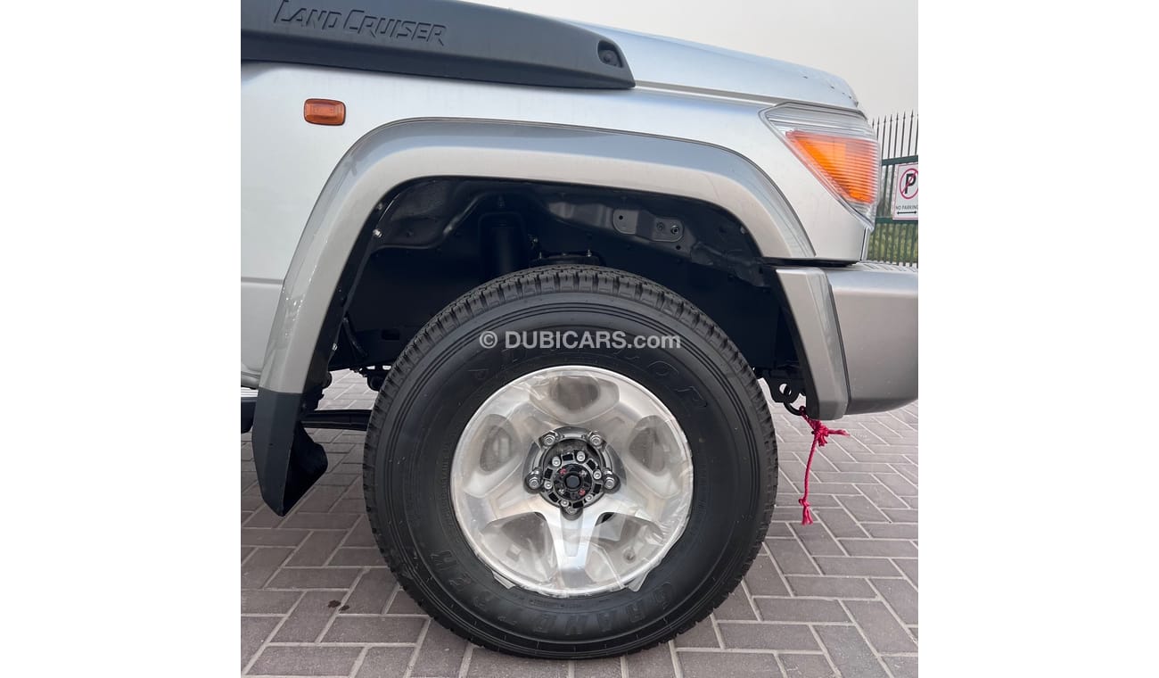 Toyota Land Cruiser Pick Up 2023 Toyota Land Cruiser VDJ79 4.5L V8 DC Limited