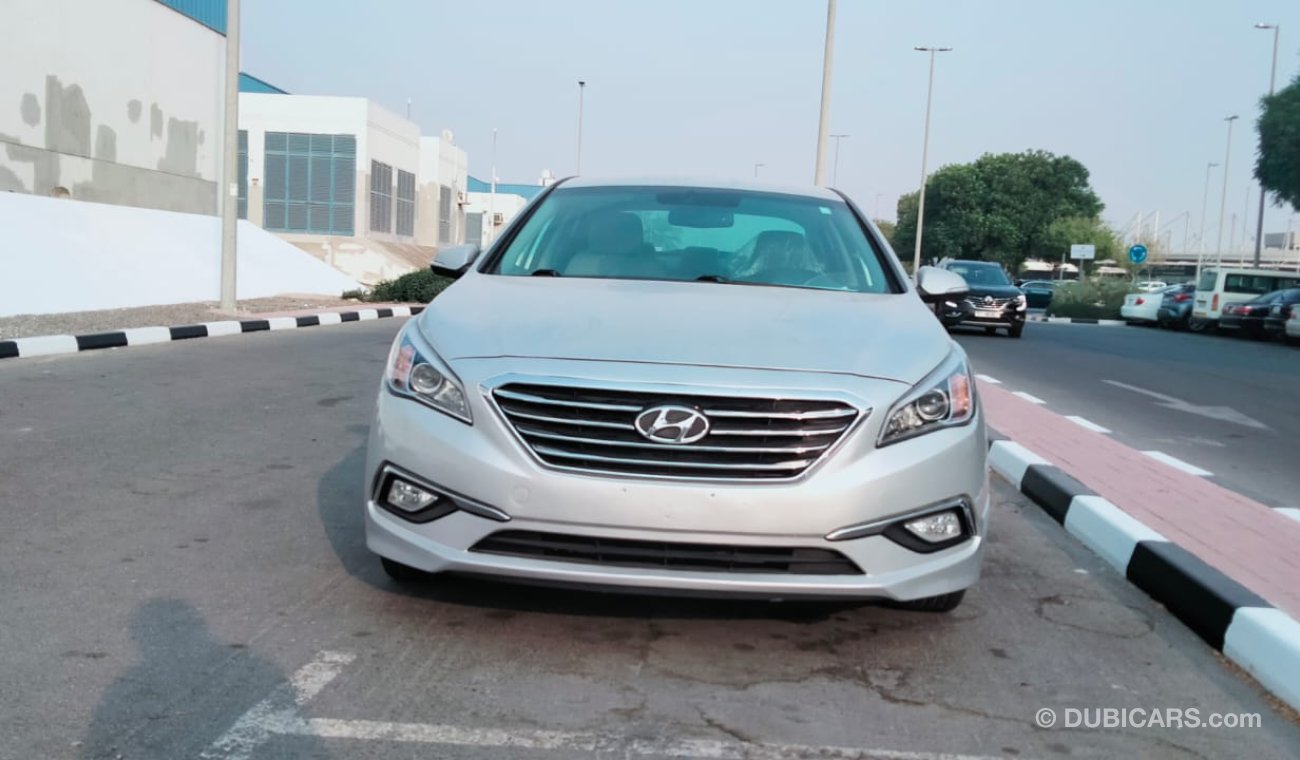 Hyundai Sonata V4 / 2.4L / Driver Power Seat /  Push start / Well Maintained