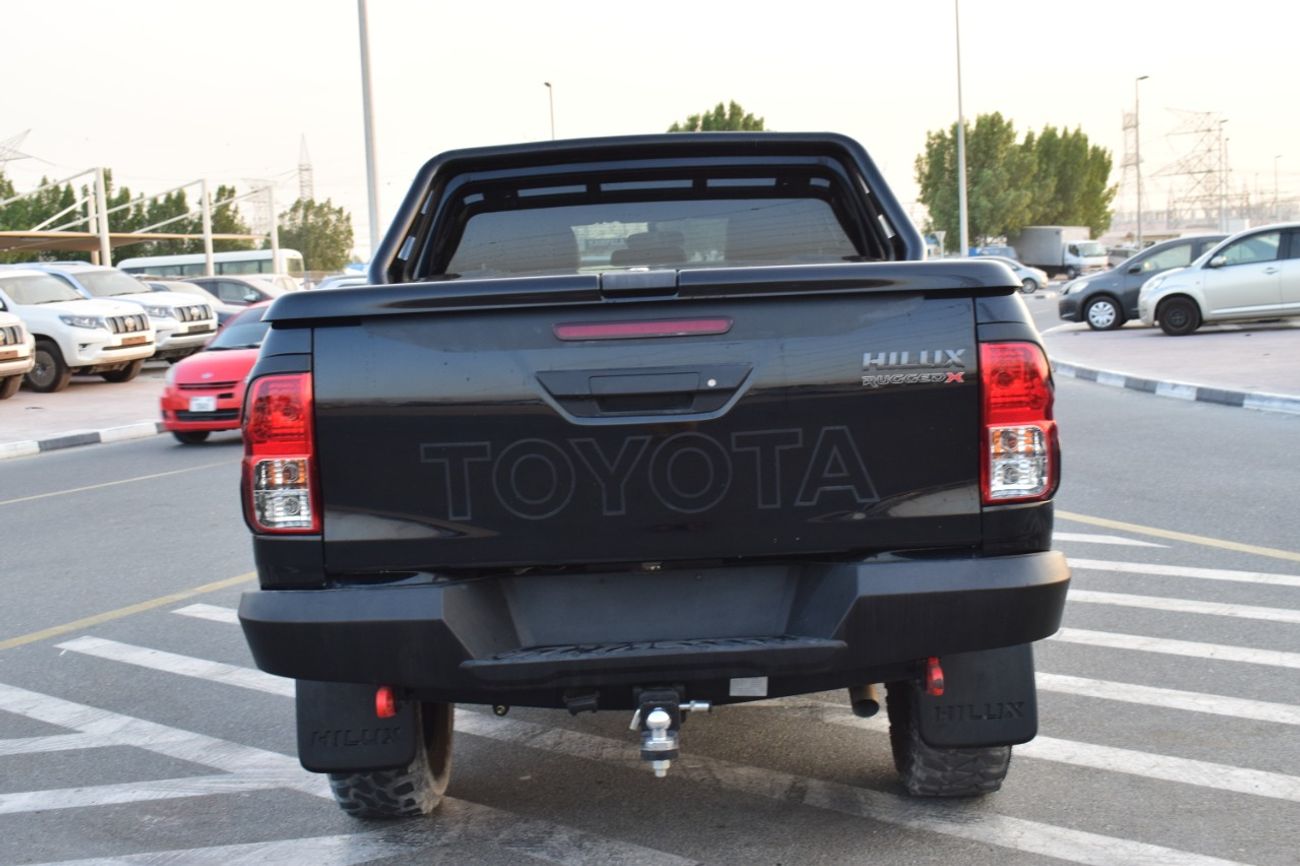 Toyota Hilux PICKUP  DIESEL  AUTOMATIC FULL GEAR OPTIONE (RUGGED)  2.8L 4X4 RIGHT HAND DRIVE