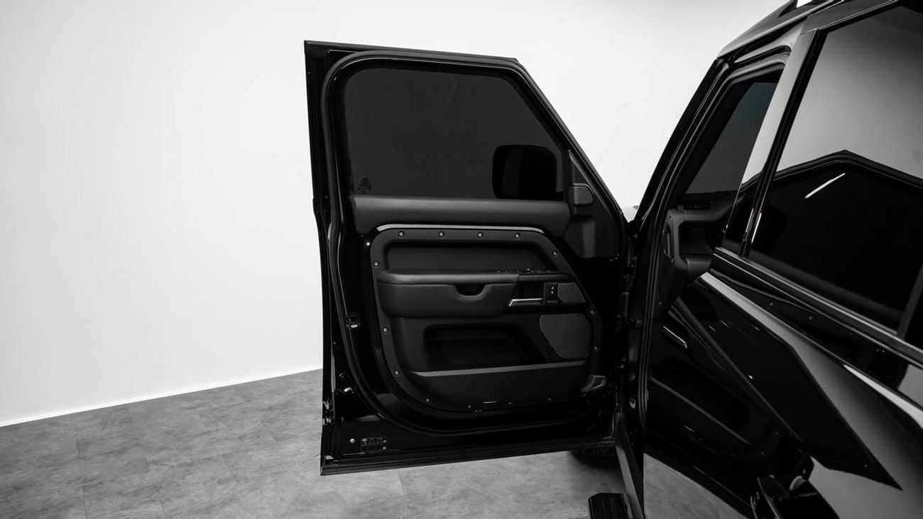 لاند روفر ديفندر V8 Edition P525 - 2023 -  Euro Specs