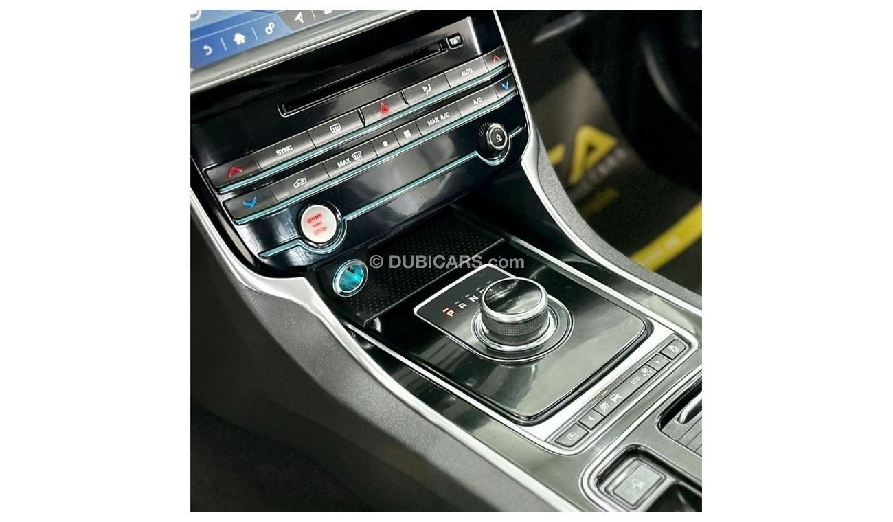 Jaguar XE 2019 Jaguar XE Prestige, Warranty, Nov 2024 Jaguar Service Pack, New Tyres, GCC