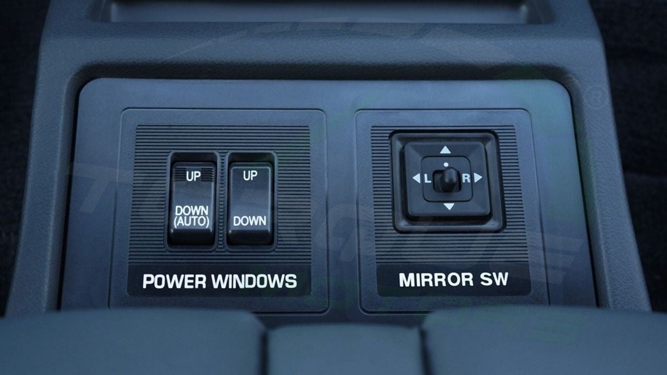 CMC D 260 ( Only For Export ) 2025 CMC D260 Window Van 2.4L RWD GCC BRAND NEW