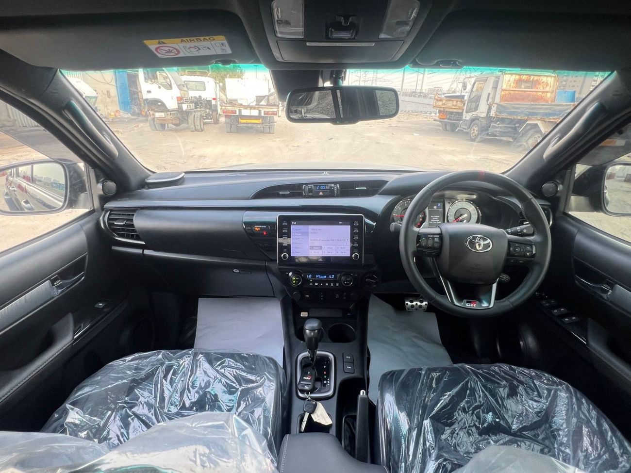 تويوتا هيلوكس DIESEL 2.8 L ,GR PORT ,2024 MODEL