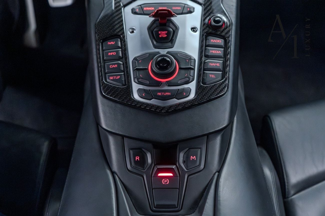 لامبورغيني أفينتادور LP700 2012 Lamborghini Aventador Boccanera Samsson Edition 1 OF 1, Full Service History, GCC Spec