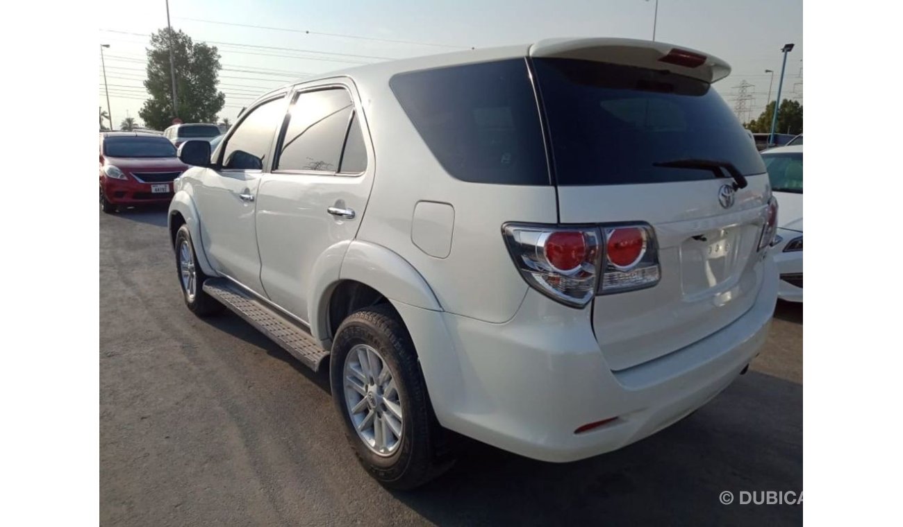 تويوتا فورتونر Toyota fortuner 2015