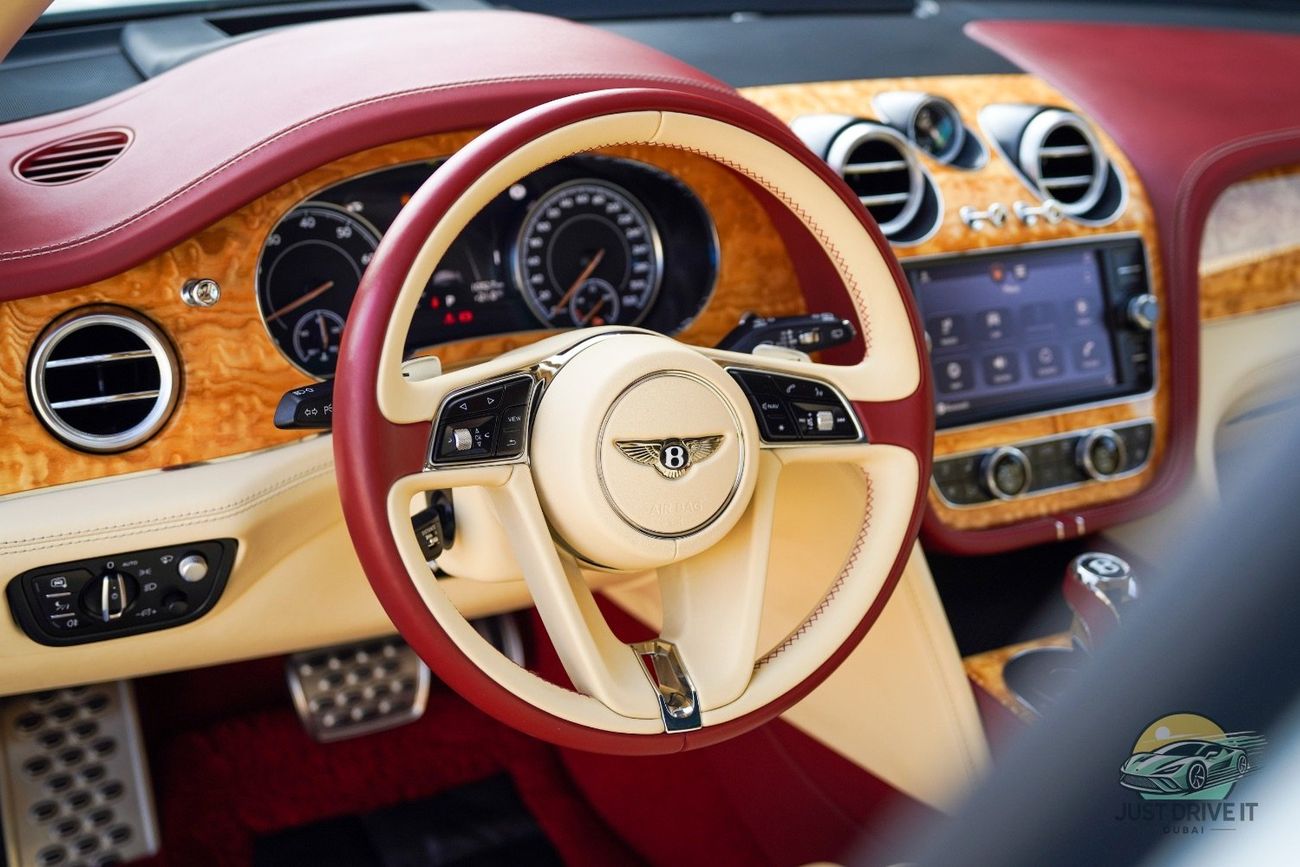 Bentley Bentayga Bentley Bentayga W12 First Edition