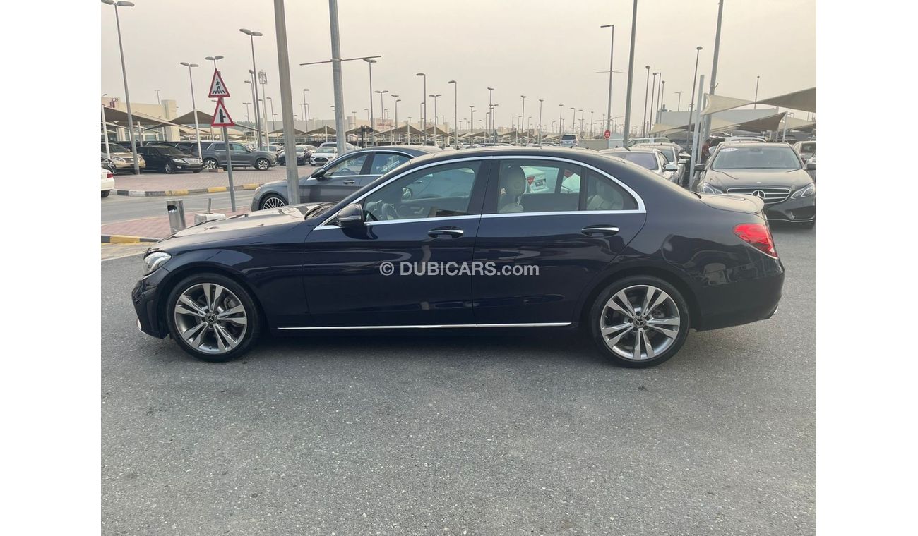 Mercedes-Benz C 300 Luxury