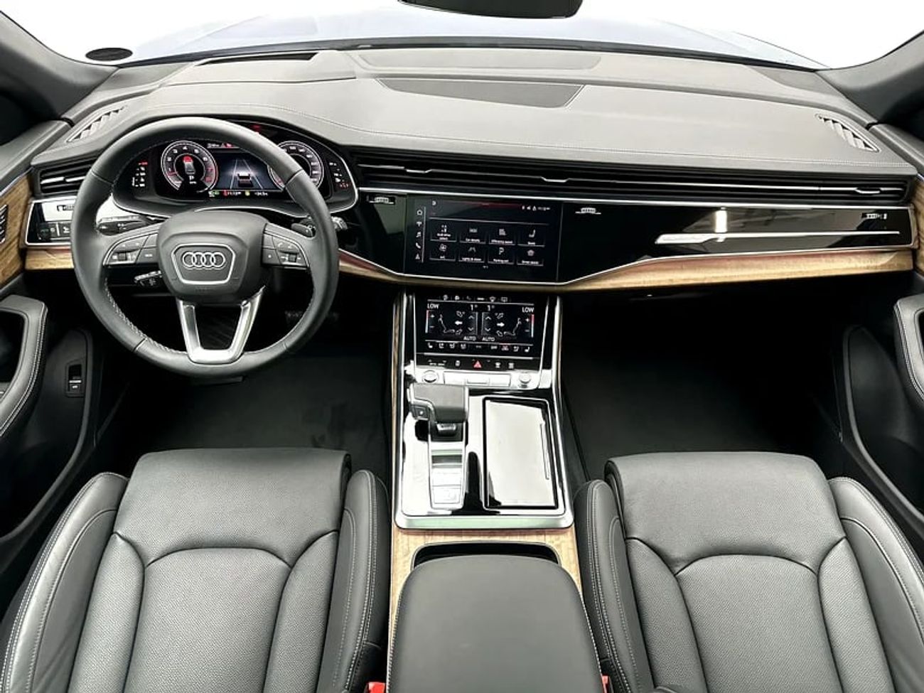 Audi Q8 55 TFSI quat 340hp Luxury (Ref# 020190)