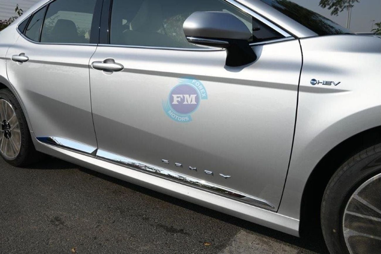 تويوتا كامري LE Hybrid 2.5L Automatic