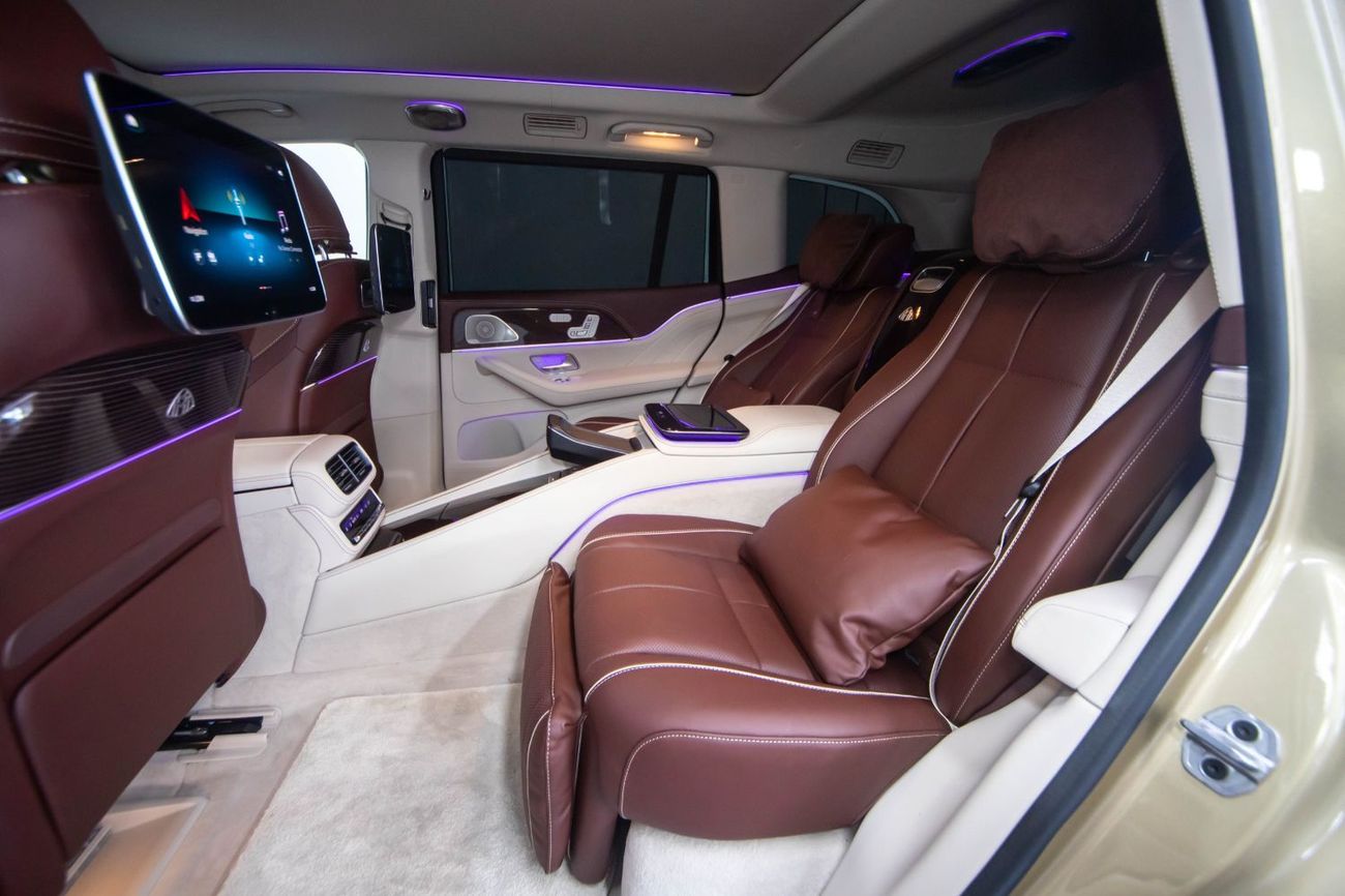 مرسيدس مايباخ gls600 مايباخ Maybach GLS600 | 2024 | 3,500 Km | Two Tone Color