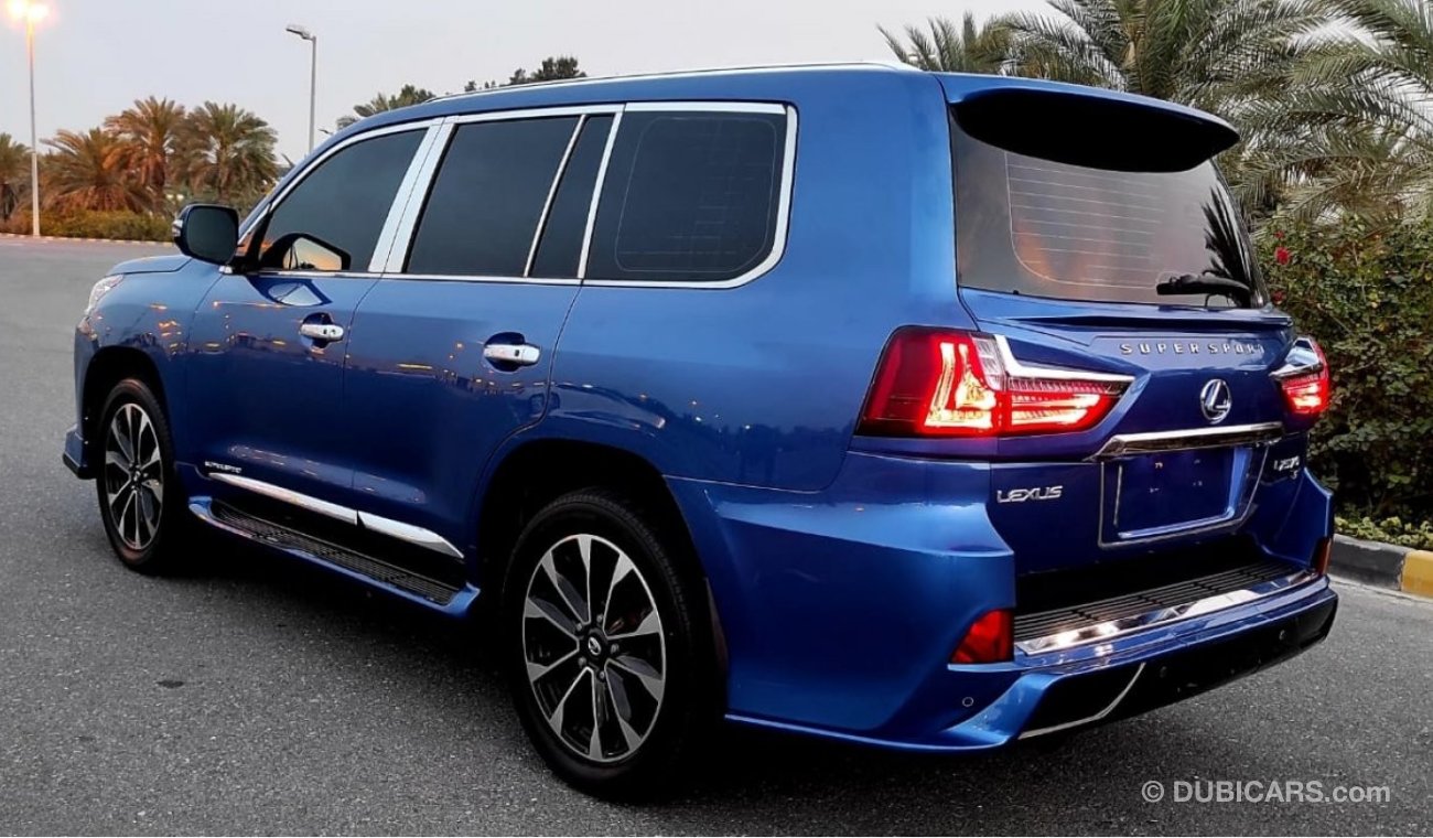 Lexus LX570