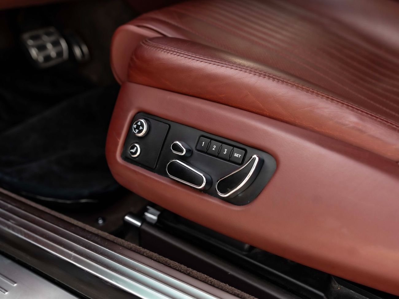 بنتلي كونتيننتال جي تي V8 S Coupe