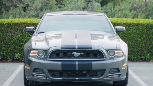 Ford Mustang Premium Model 2014 American Ward Full Option 6 cylinders Automatic transmission in good condition Ki