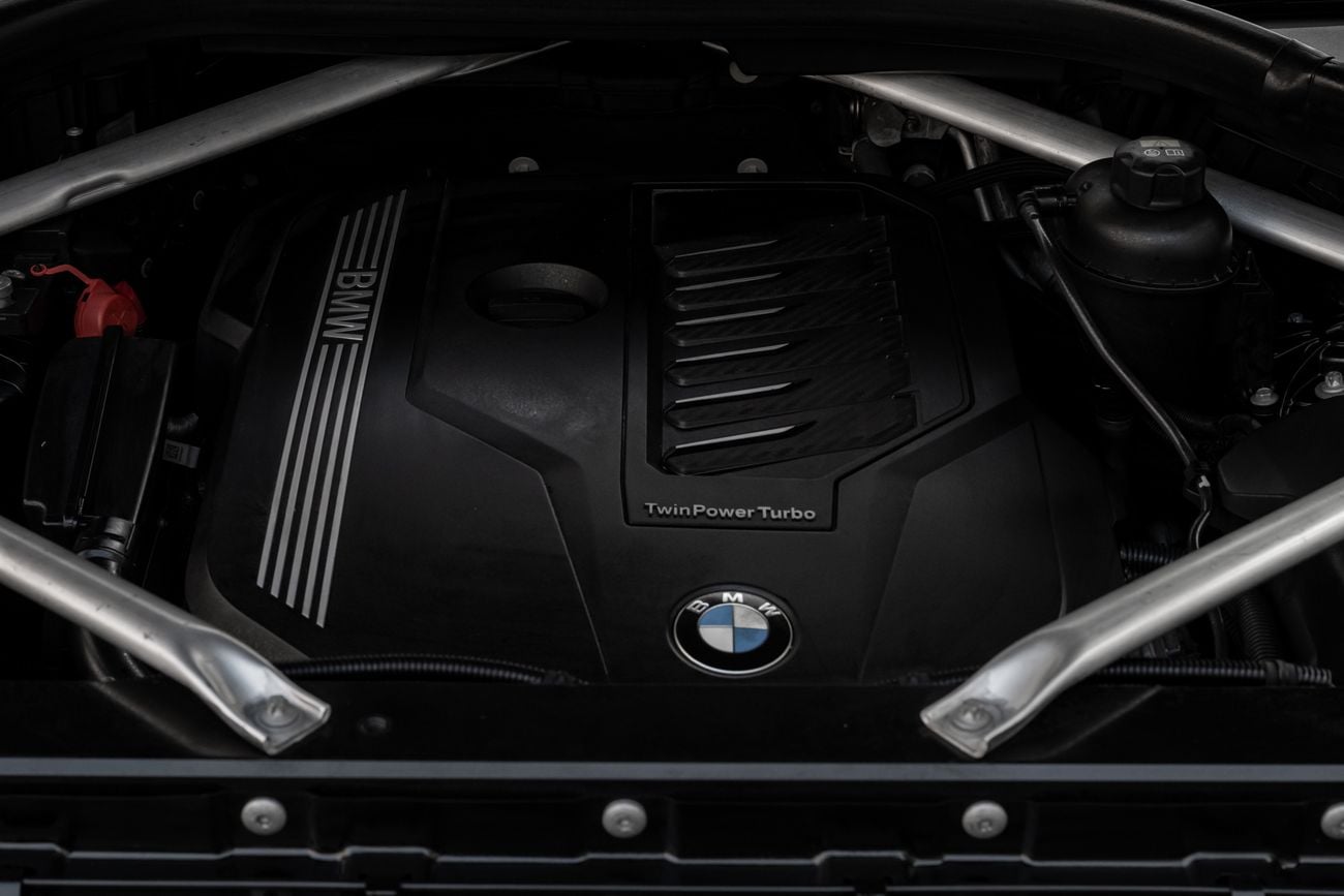 بي أم دبليو X6 X6 40i | 3,330 P.M | 0% Downpayment | BMW HISTORY | UNDER WARRANTY