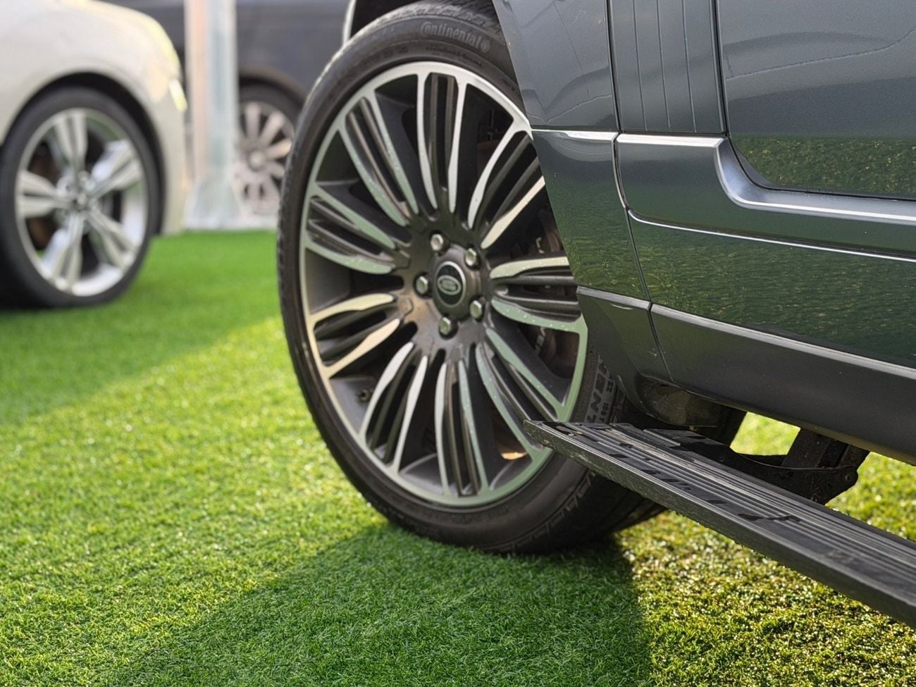 Land Rover Range Rover HSE 3.0L (375 HP)