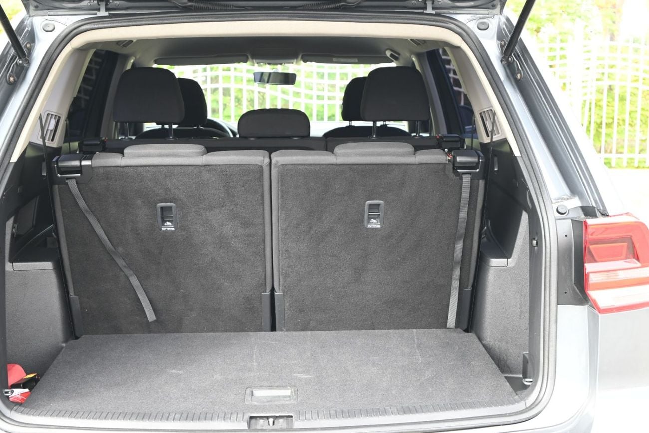 Volkswagen Teramont S Trendline 3.6L - 0% DP - GCC SPECS - VOLKSWAGEN TERAMONT 4WD - FIRST OWNER