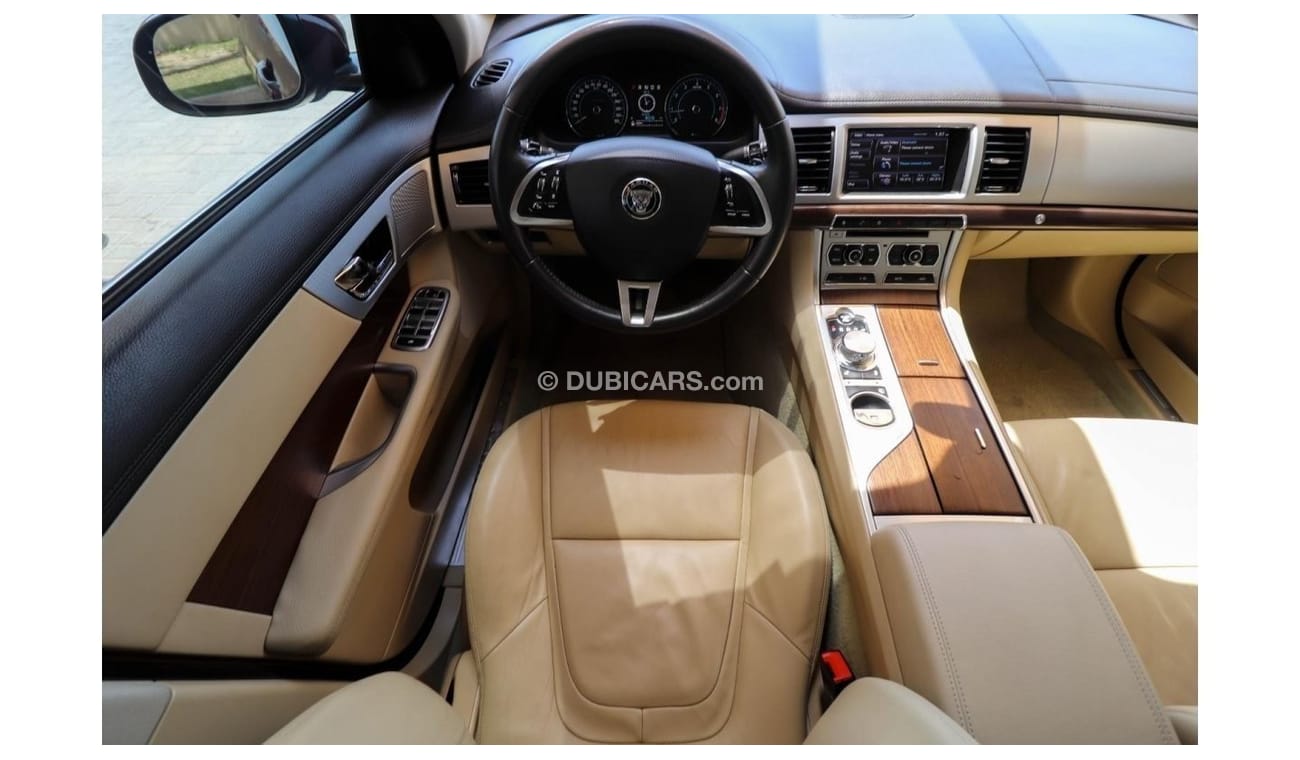 Jaguar XF Luxury X250