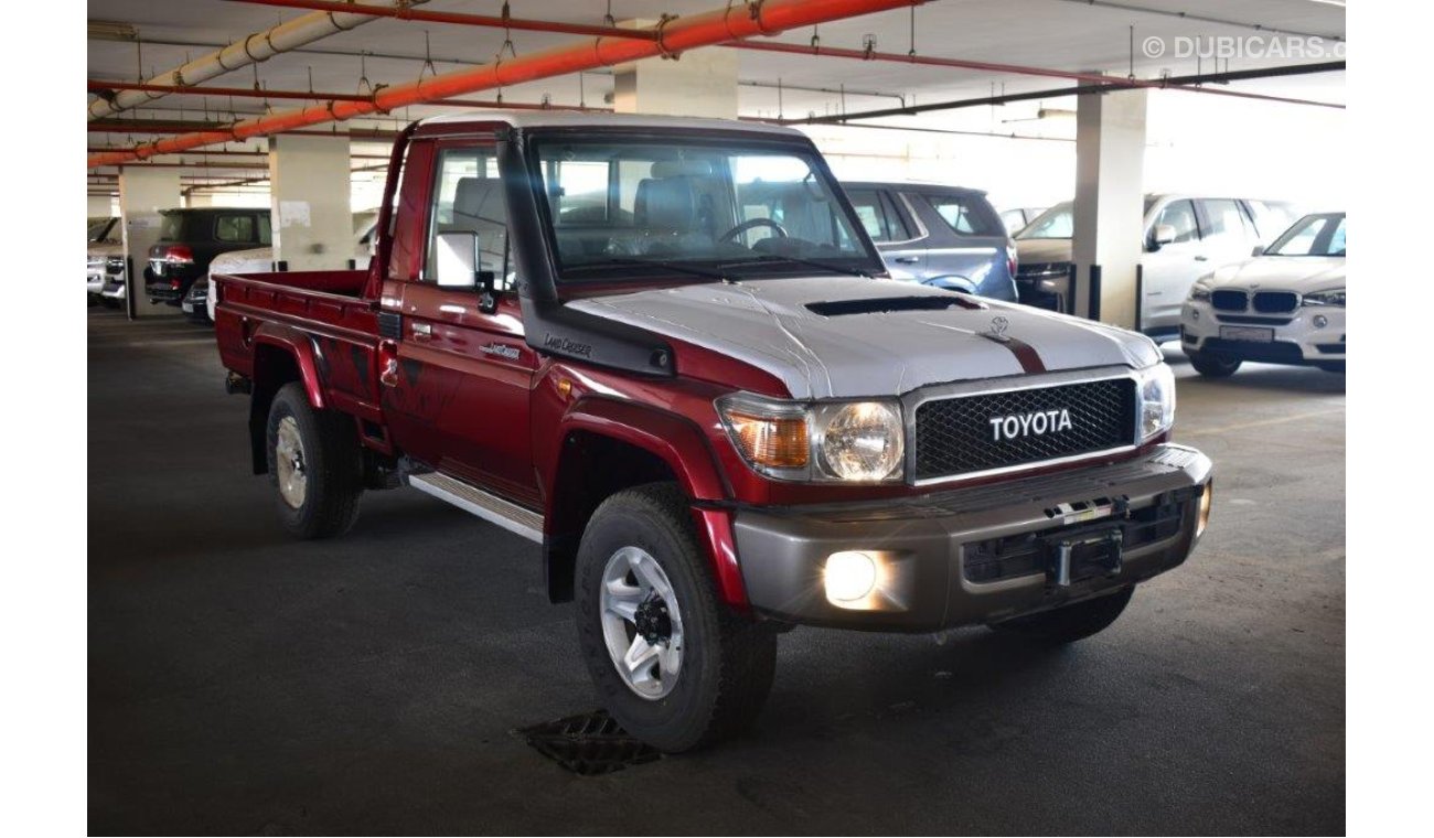 Toyota Land Cruiser Pick Up 79 SC 4.5L TURBODIESEL MT