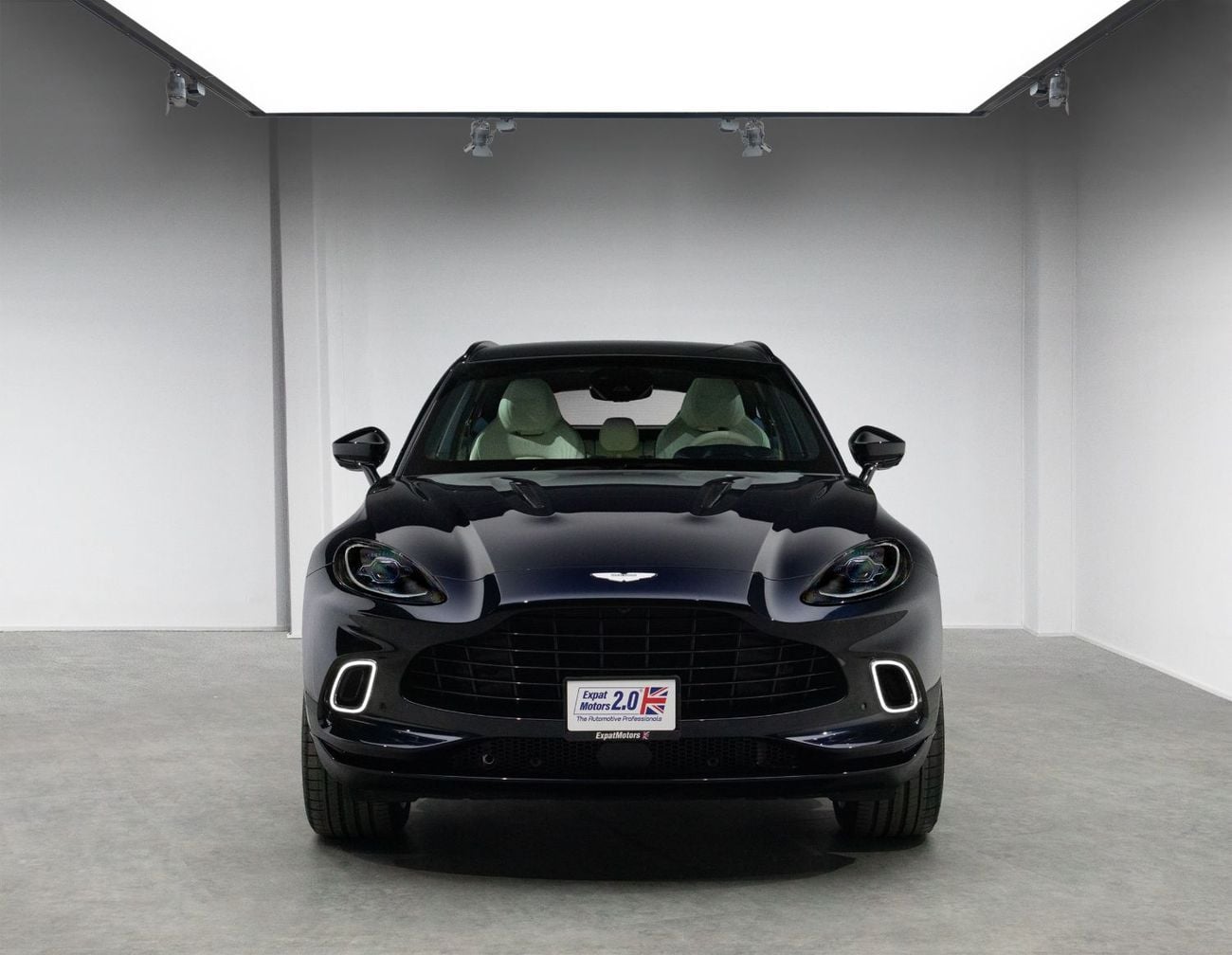 أستون مارتن DBX 1913 Edition