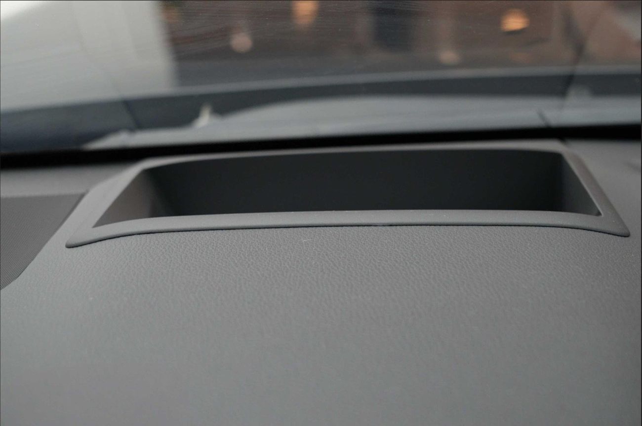 تويوتا لاند كروزر LC300 GR Sport 3.5 L Twin‑Turbo Petrol High A/T