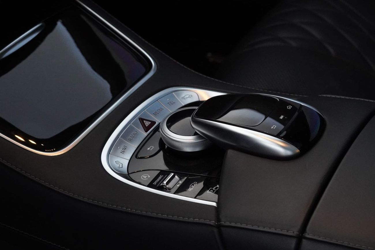 Mercedes-Benz S 560 Coupe