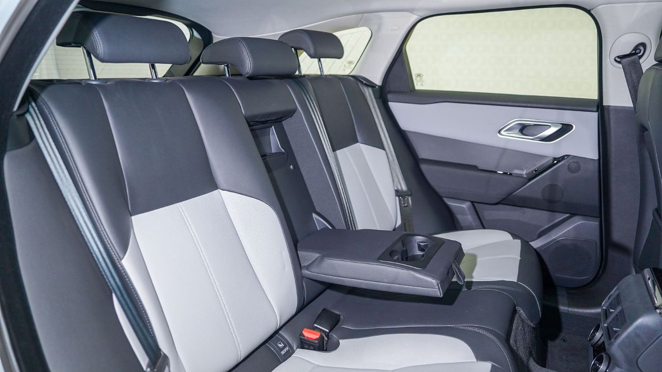 Land Rover Range Rover Velar Dynamic SE P250 2.0L | AED 4,033 PM | Warranty April-2029 | GCC