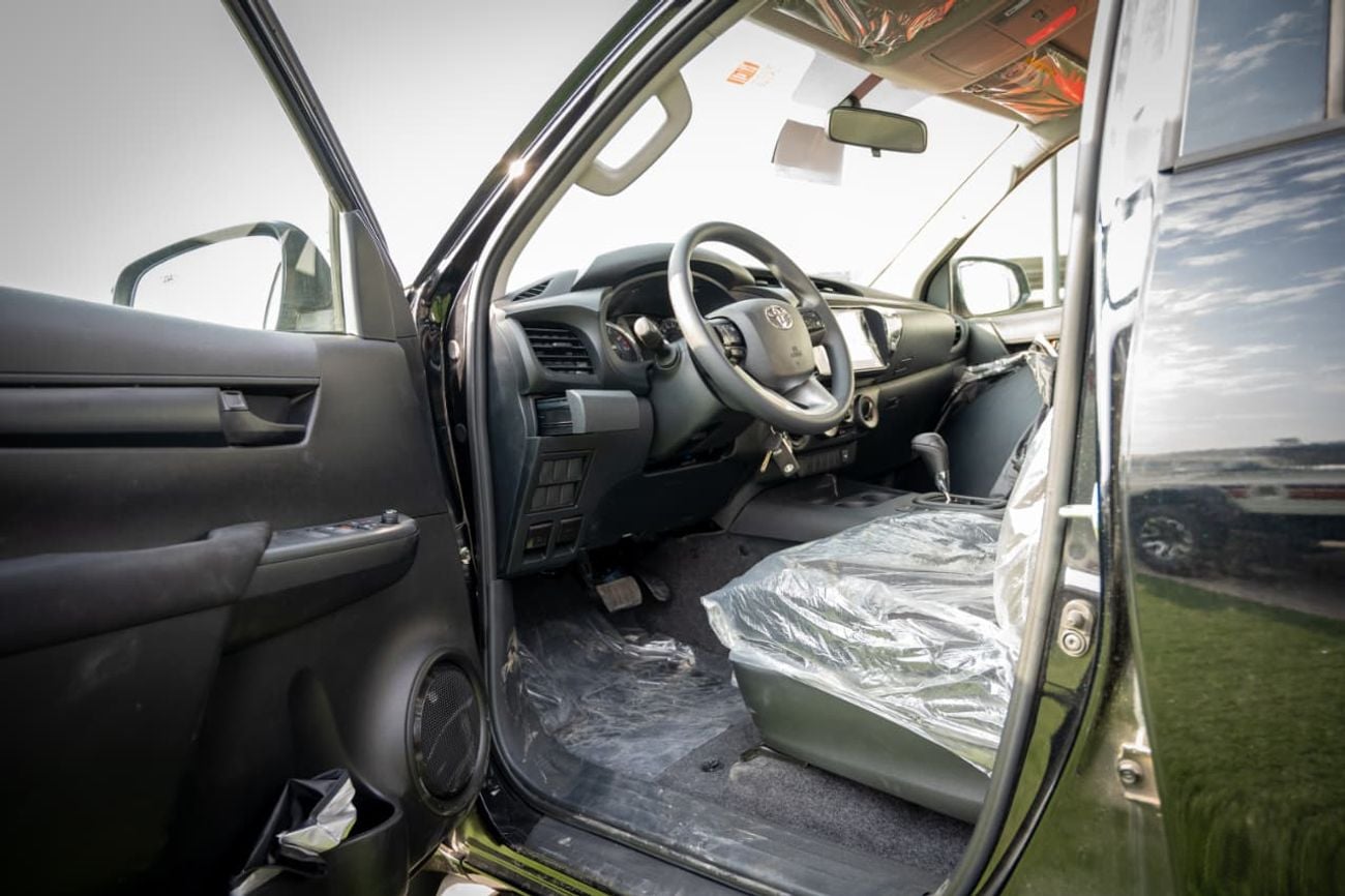 Toyota Hilux GL - Automatic Petrol Four Wheel Drive Wide Body 5 Seats 4 Doors