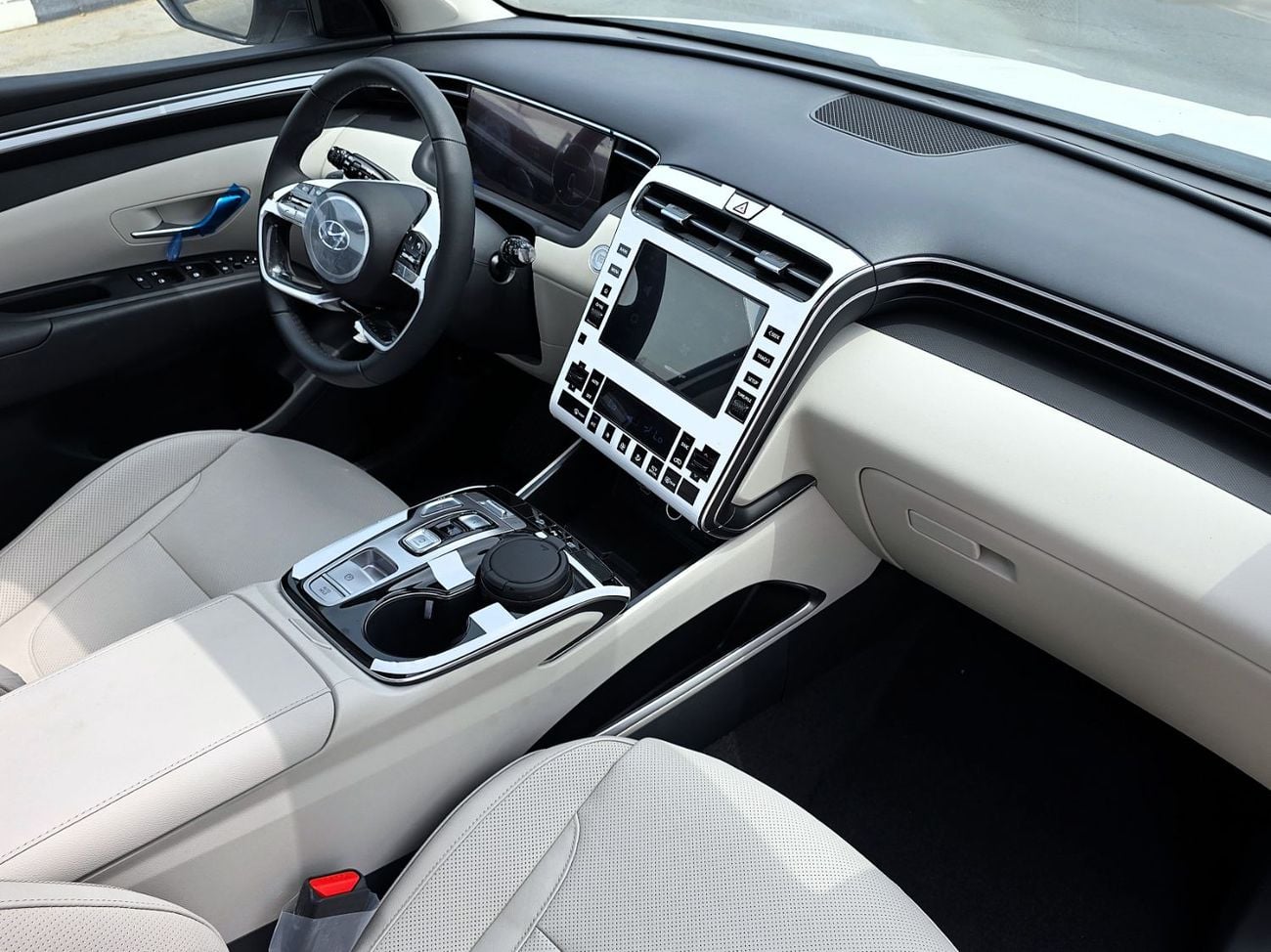 Hyundai Tucson COMFORT PLUS Hyundai Tucson  1.6T A/T FWD SUV White Color 2024 Model
