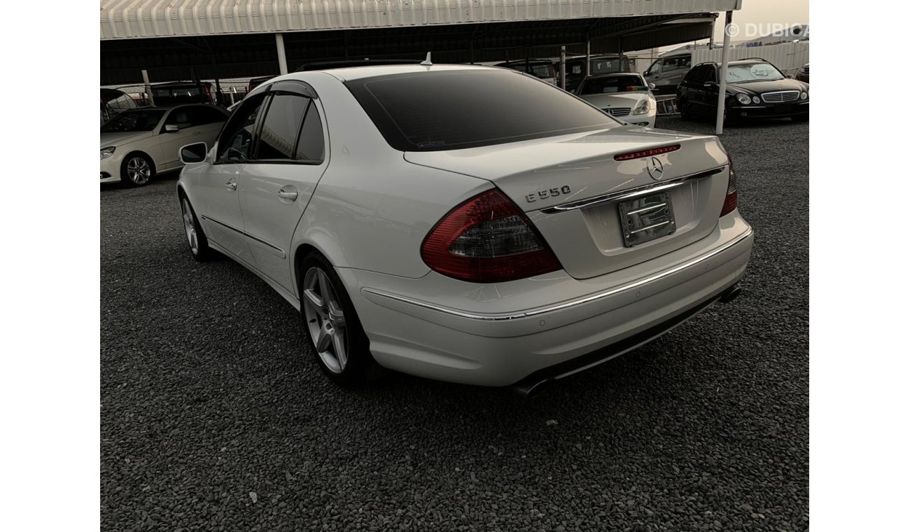 Mercedes-Benz E 550 IMPORT JAPAN V.C.C