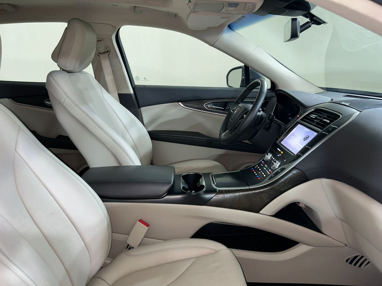 لينكولن ناوتيلوس NAU320 / FOC Insurance + Registration