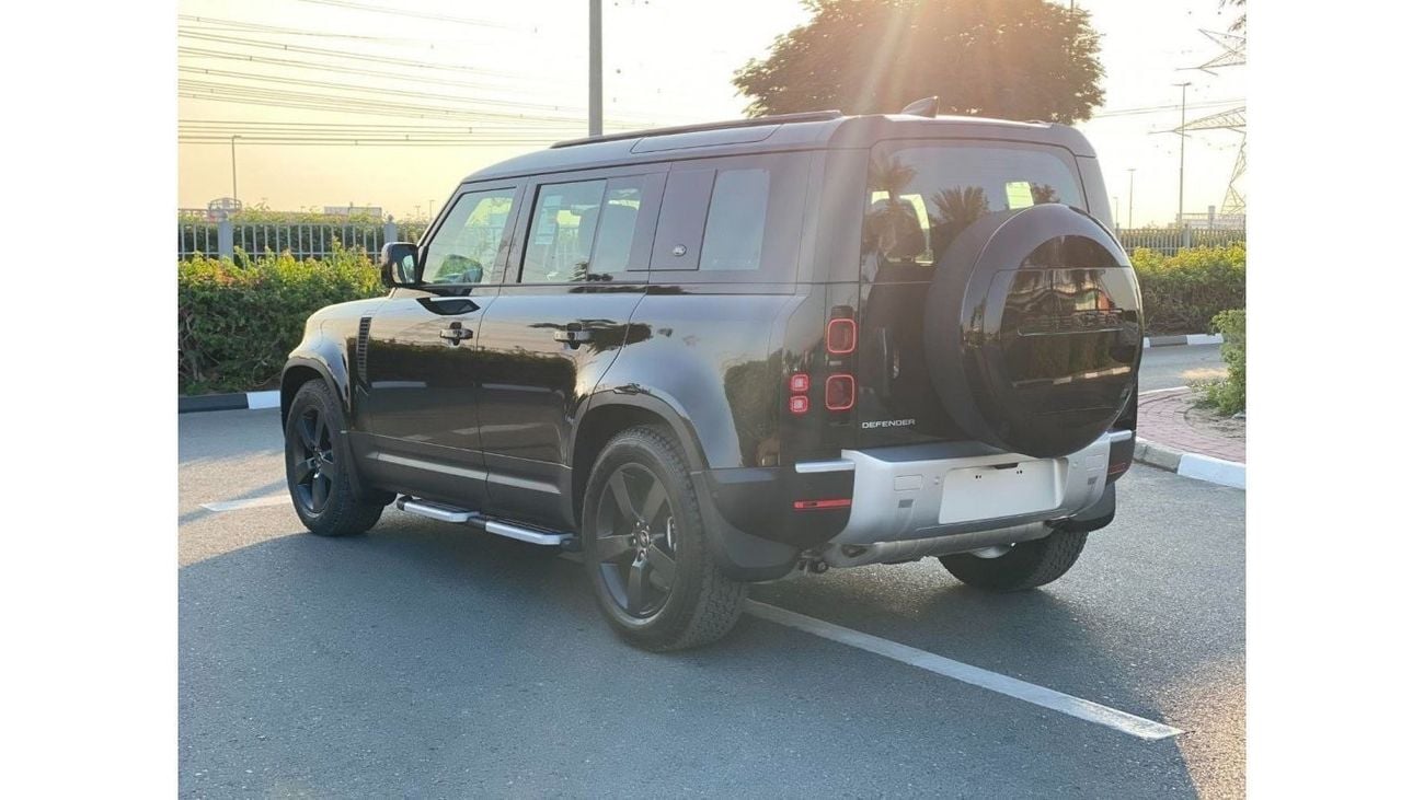 Land Rover Defender HSE 110 BRAND NEW GCC SPEC UNDER WARRANTY AND SERVICE