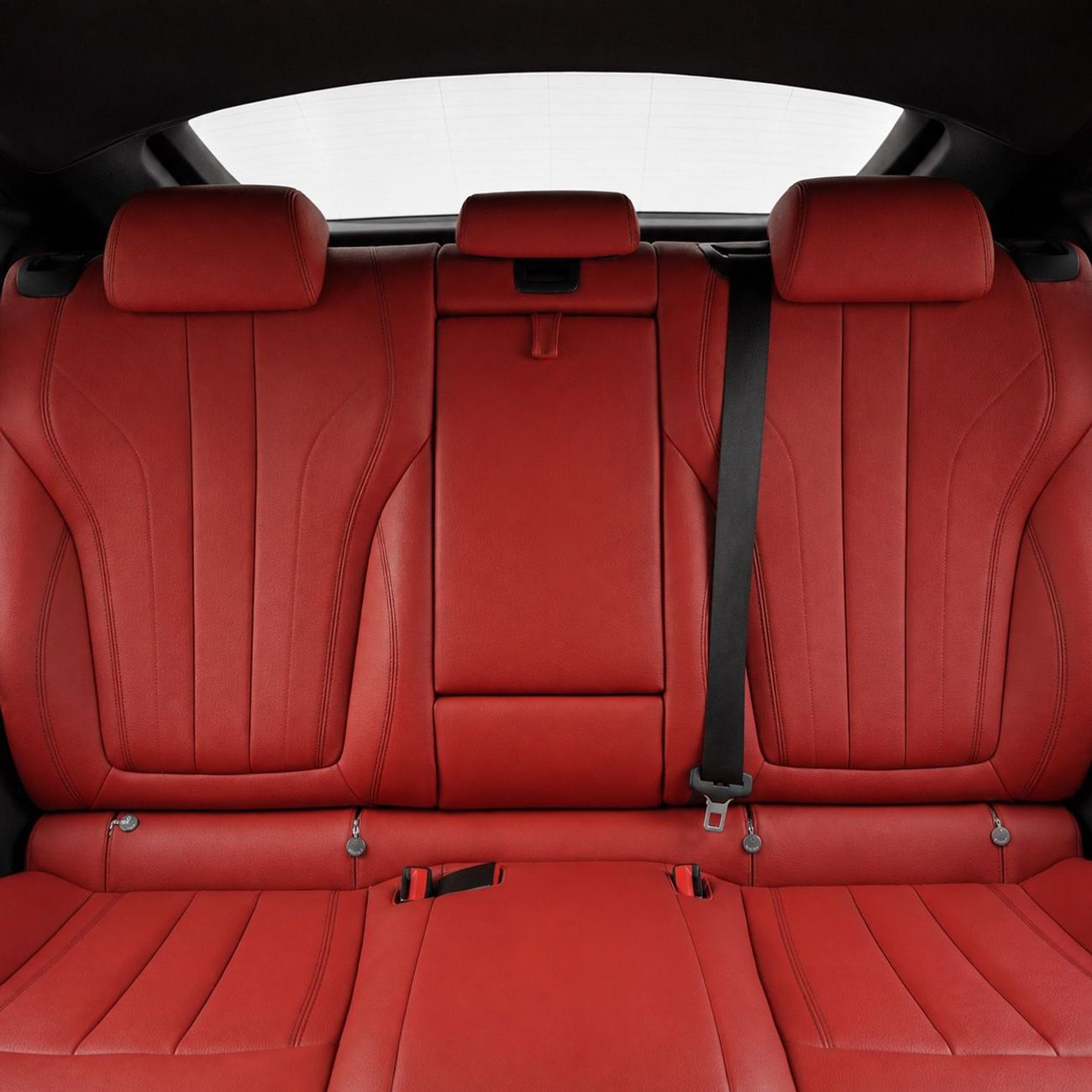 بي أم دبليو X6 35i M SPORT AED 2,011 P.M • 0% Downpayment •  BMW X6 35i M Sport • 1 Year Warranty