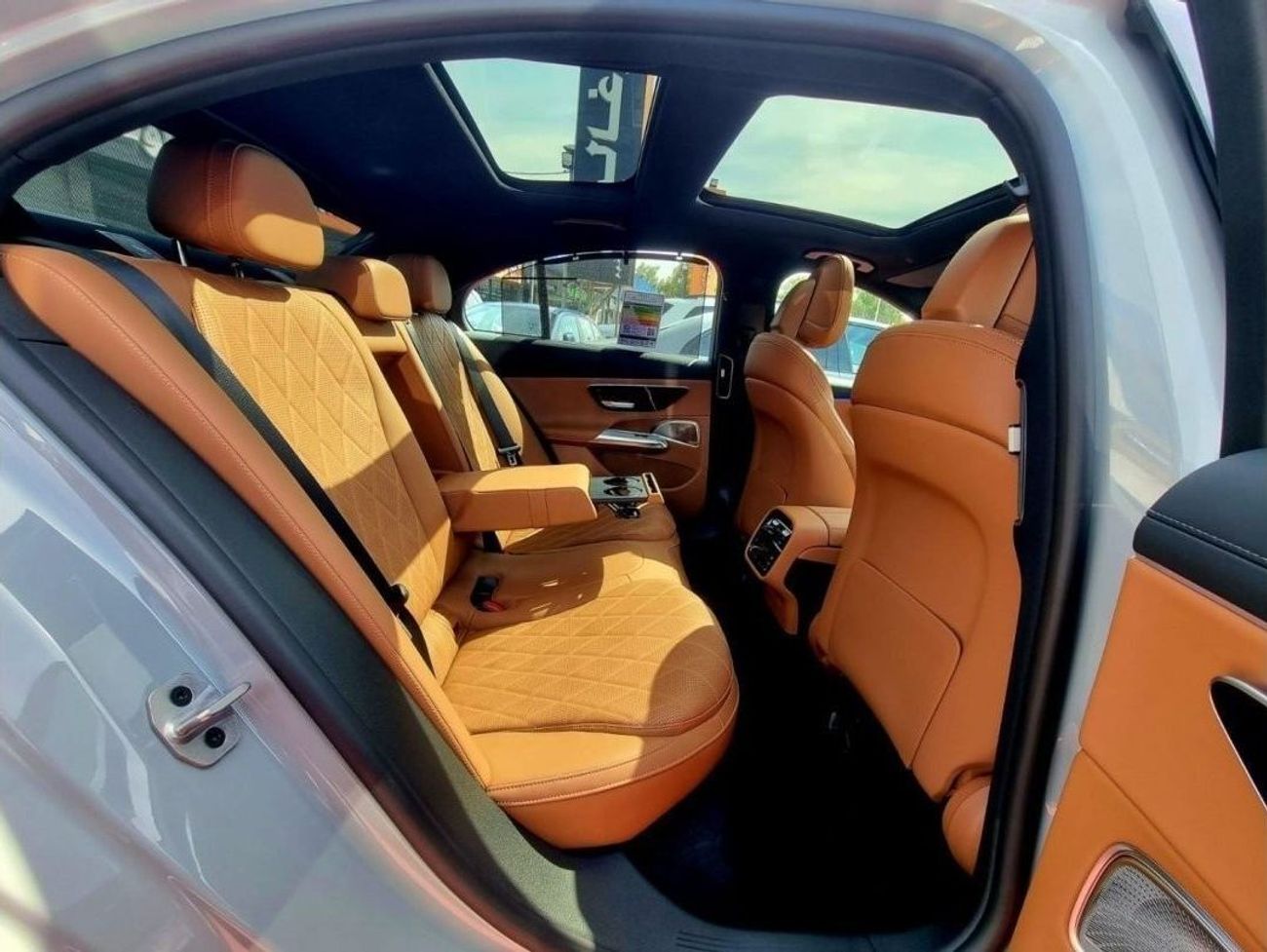 Mercedes-Benz E300 Full Option 5 years Warranty 2024 GCC