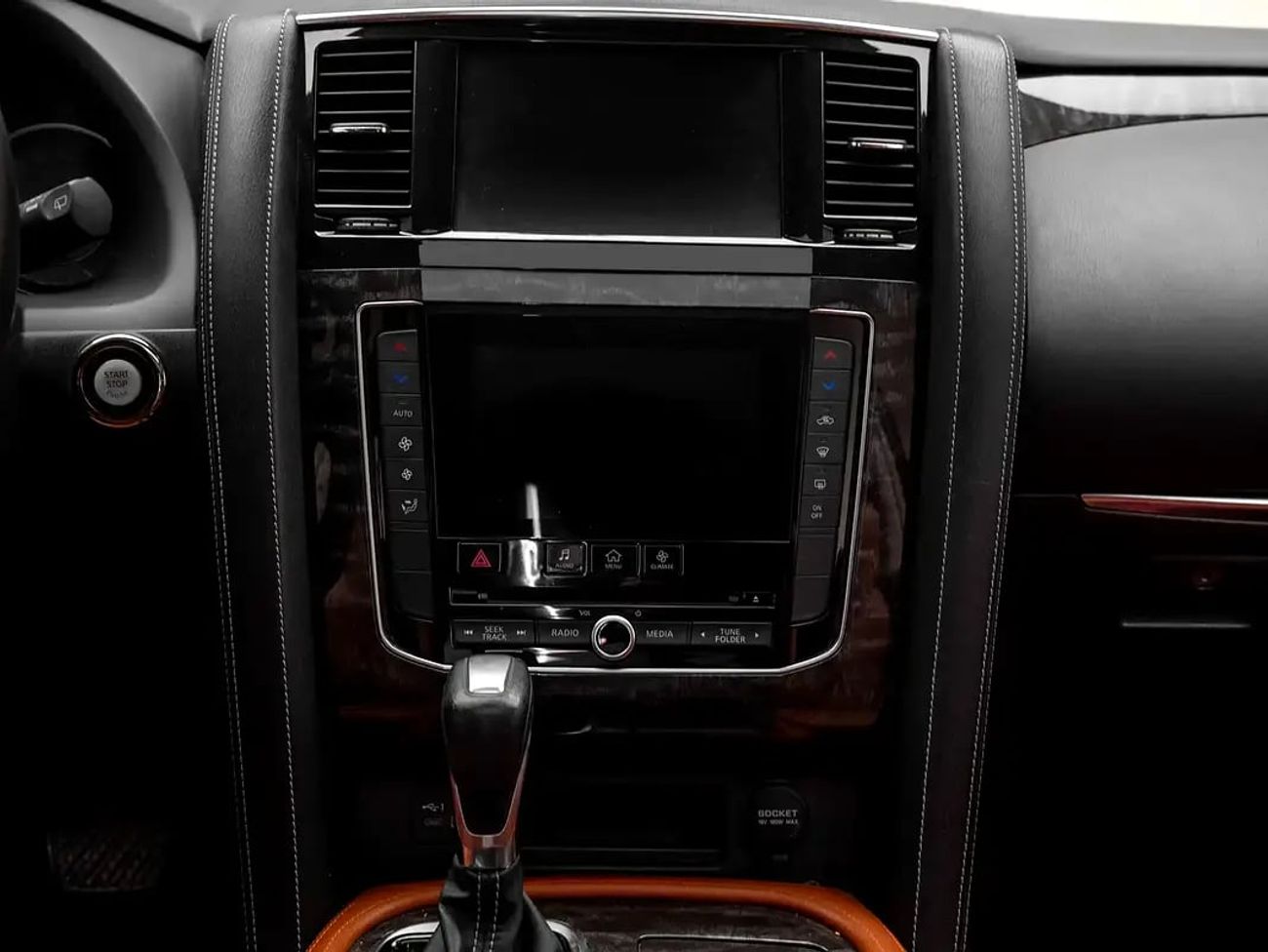 Nissan Patrol XE 4.0L